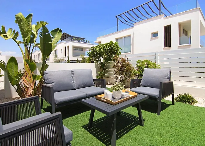 Selena Villa Protaras