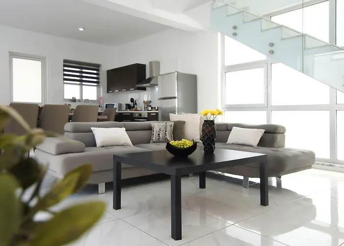 Selena Villa Protaras