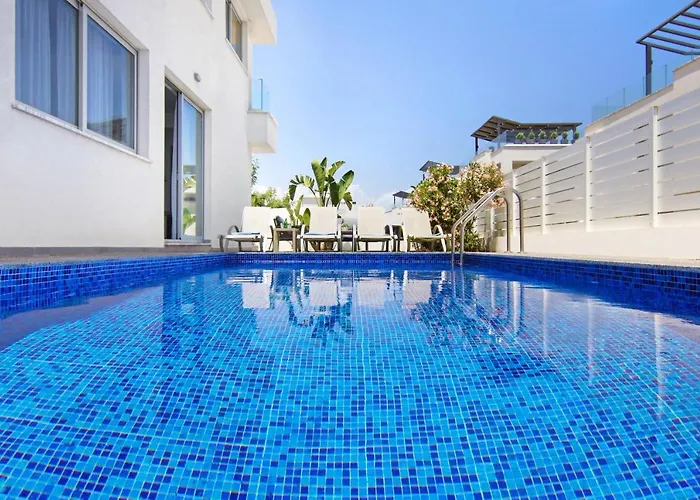 Villa Selena Protaras