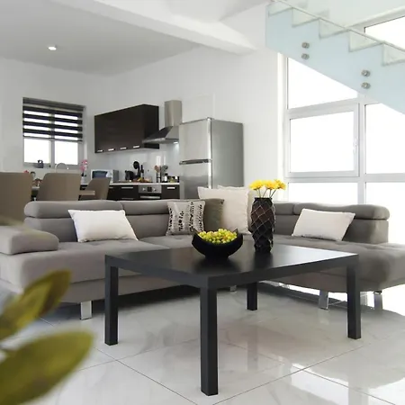 Selena Villa Protaras