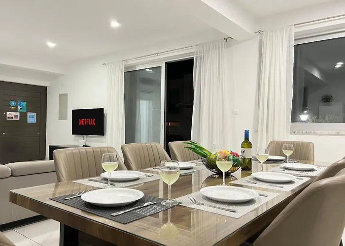 Selena 프로타라스